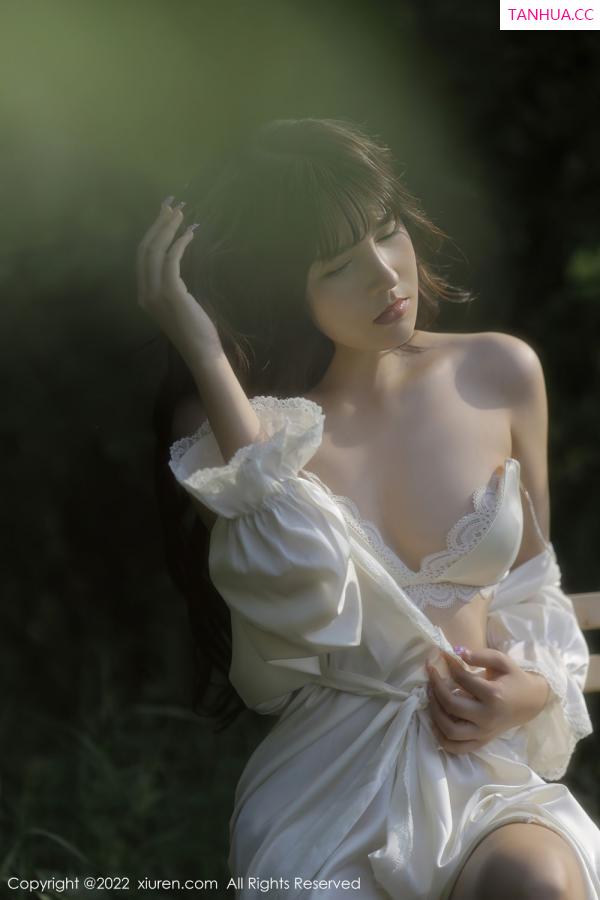 许嘉欣  [XiuRen]高清写真图 2022.06.02 No.5098 许嘉欣第14张图片
